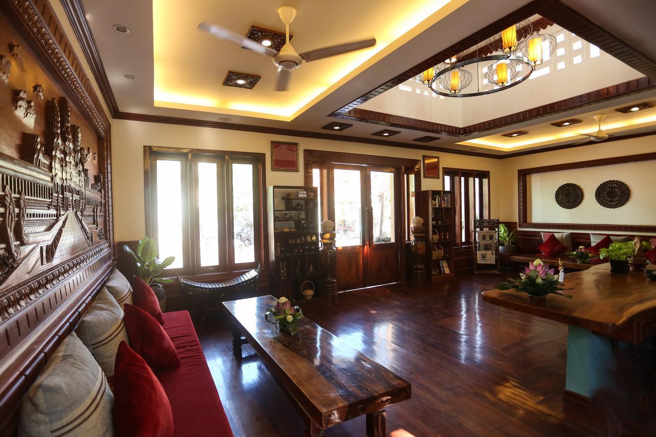 โรงแรม เดอะ มูน เรสซิเดนซ์ แอนด์ สปา 4*